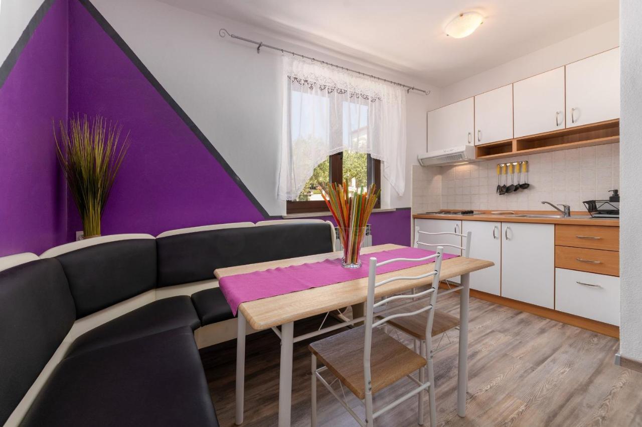 Apartments Miri Vrsar Exterior photo