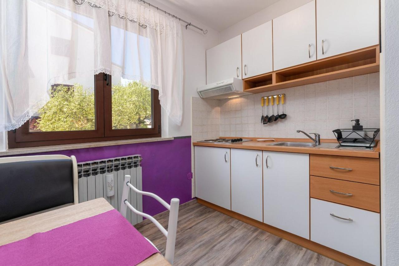 Apartments Miri Vrsar Exterior photo
